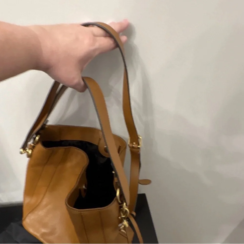 Rebecca Minkoff Tan Leather Shoulder Hobo - Picture 7 of 7